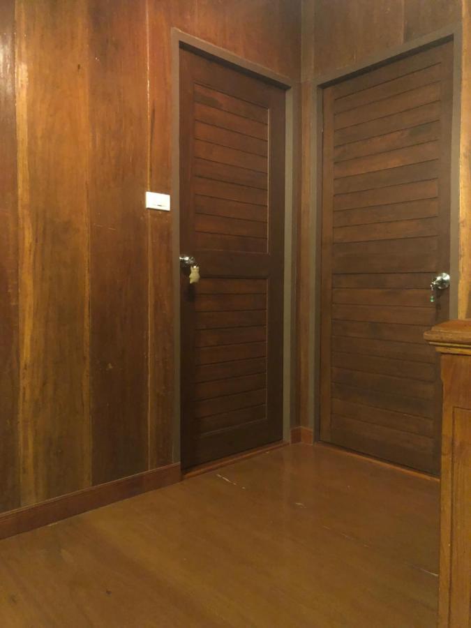 188 Teak House บ้านต้นสัก Чіангмай Екстер'єр фото