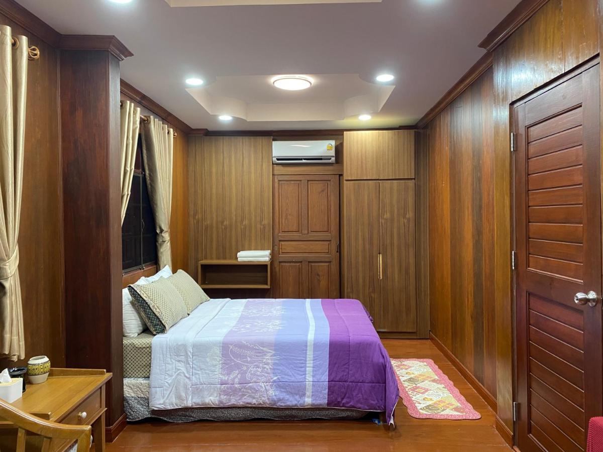188 Teak House บ้านต้นสัก Чіангмай Екстер'єр фото